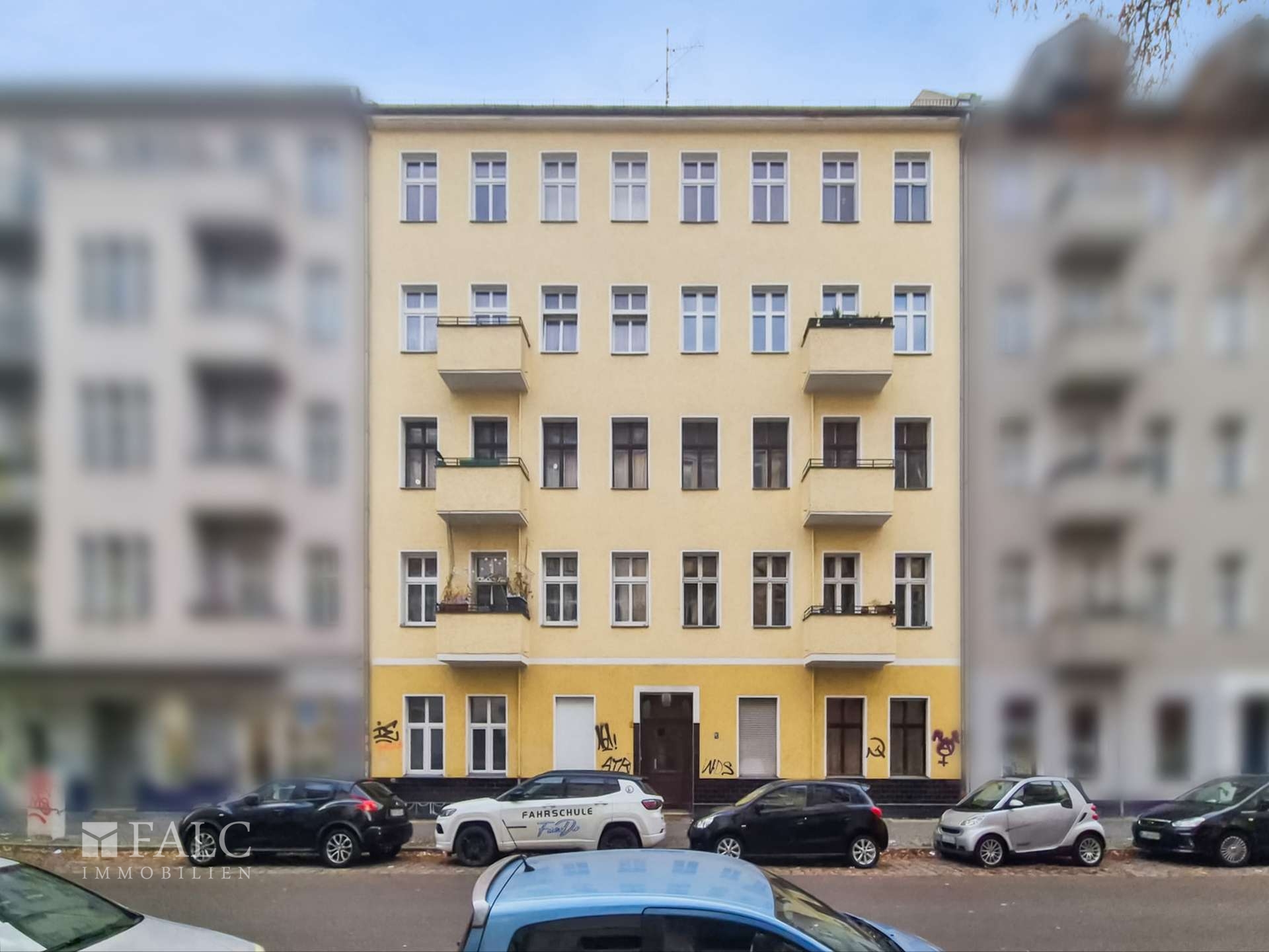 Frontansicht Gebäude